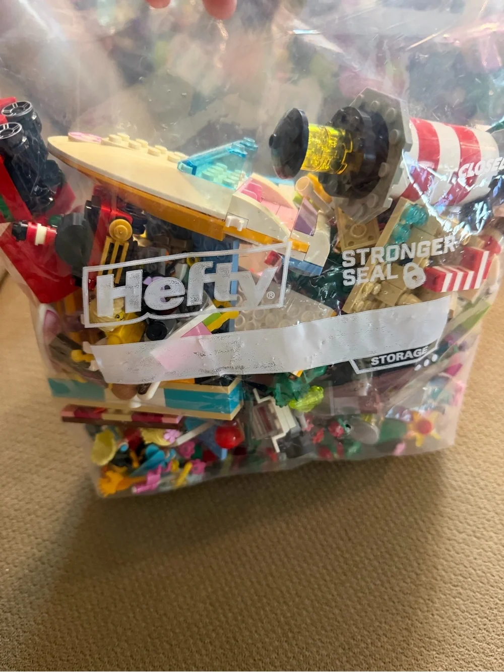 Lego Mixed Bricks & Accessories - Picture 4 of 4